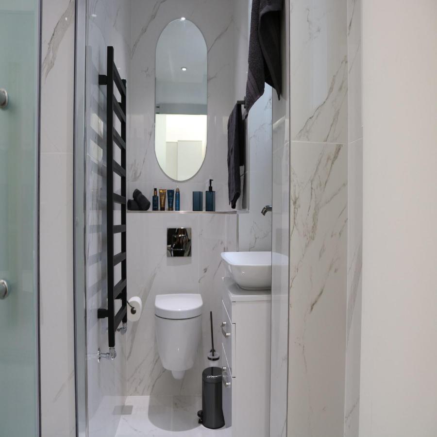 Phaedrus Living: City Center Luxury Flat Clarewood Londra Esterno foto
